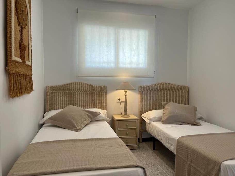 Apartamento 1ª Linea De Playa - Con Piscina Y Parking Playa de Gandia Buitenkant foto