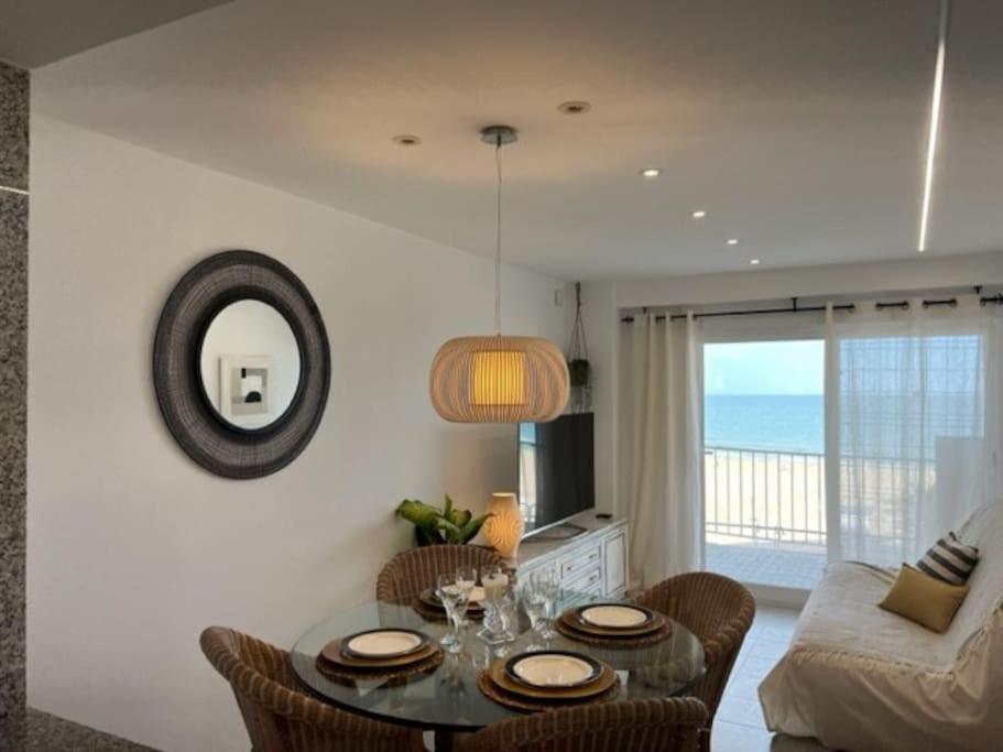 Apartamento 1ª Linea De Playa - Con Piscina Y Parking Playa de Gandia Buitenkant foto
